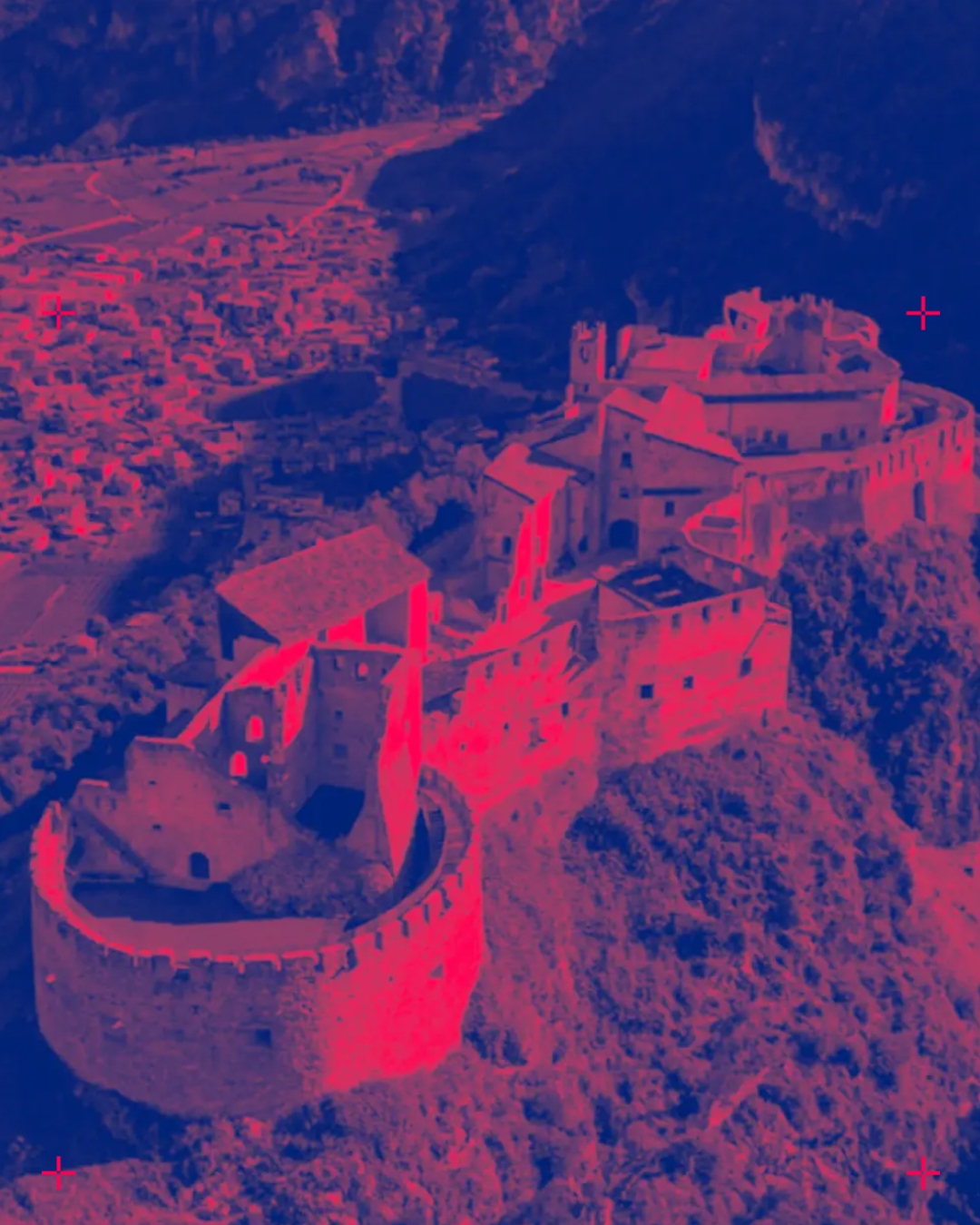 un'immagine del castello visto dall'alto