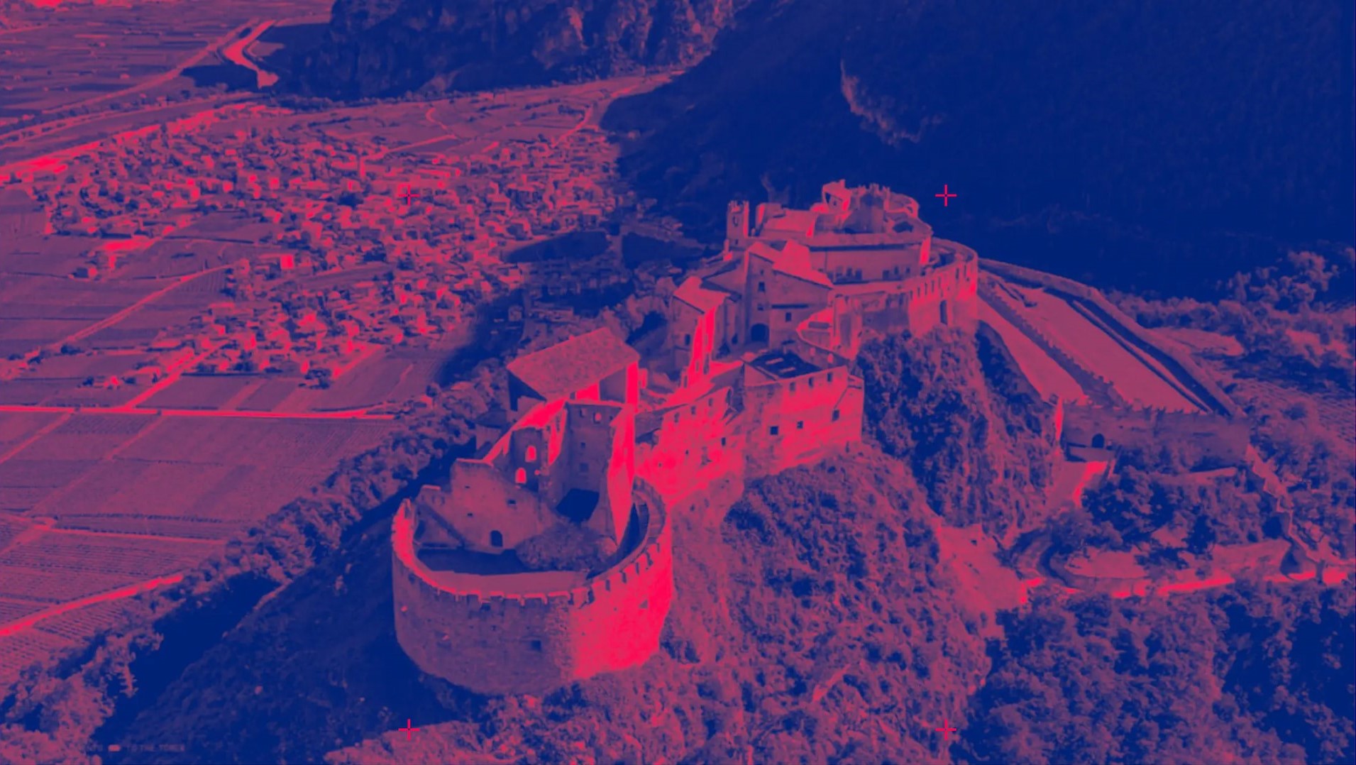 un'immagine del castello visto dall'alto